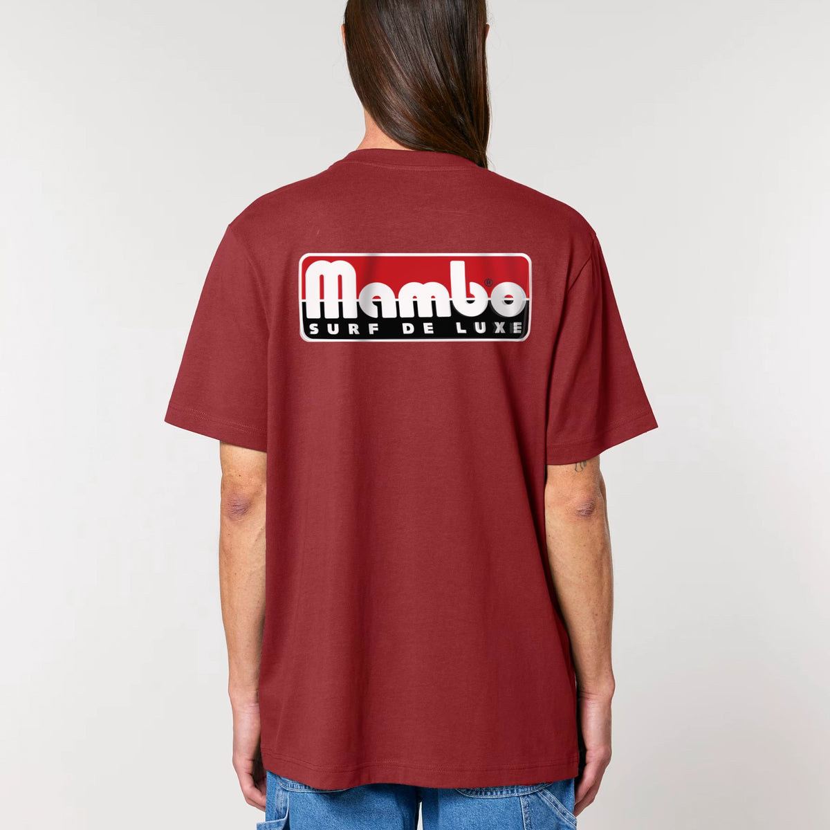 Surf Deluxe t-shirt in Red Earth — model back